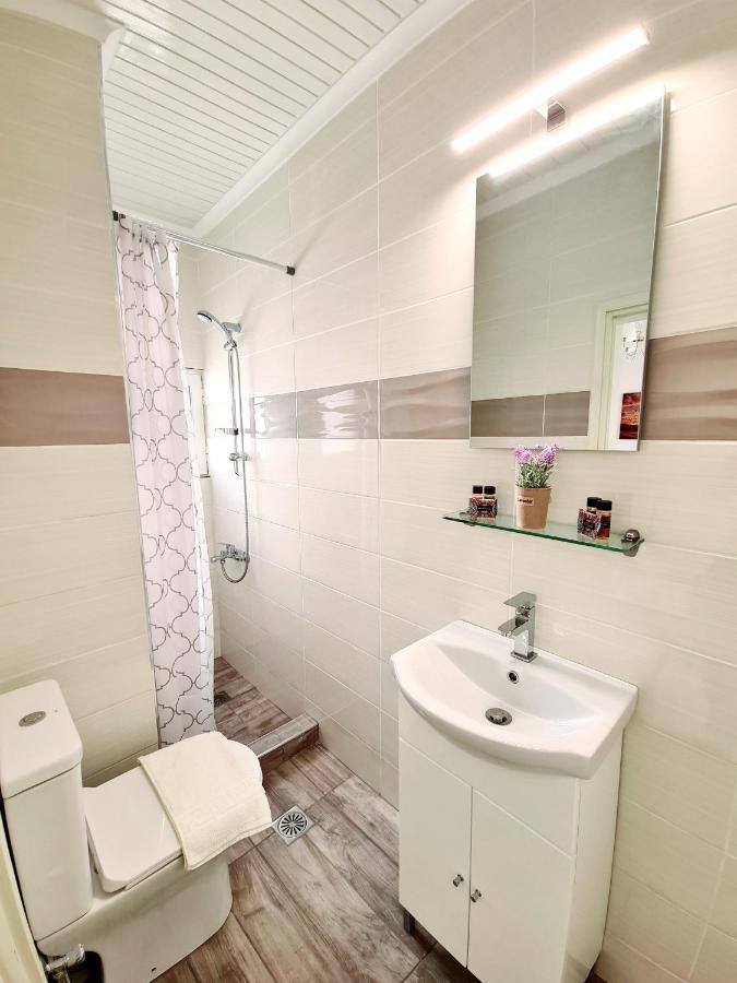 קרפאטוס Avra Rooms מראה חיצוני תמונה